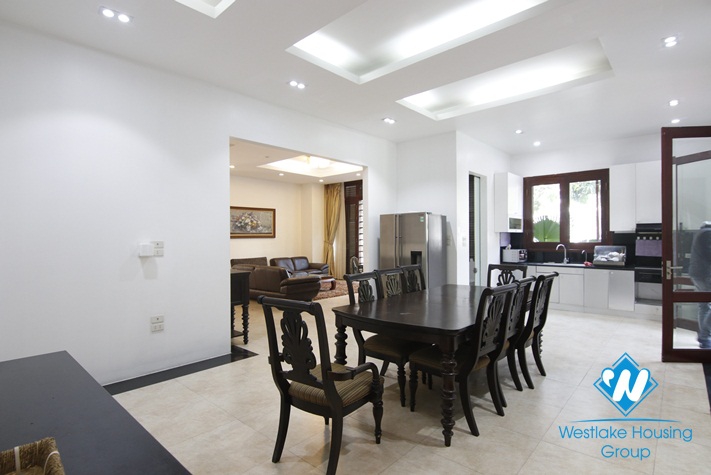 Spacious corner villa for rent in the heart of Vinhomes Riverside, Long Bien, Hanoi